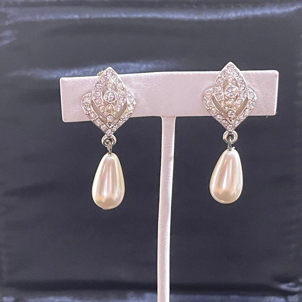 Vtg NAPIER Art Deco Rhinestone Faux Pearl Clip EARRINGS Drop Teardrop Dangle